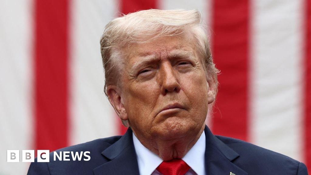 ترامب “جاهز” لعقوبة روسيا إذا توقفت دول الناتو عن شراء النفط